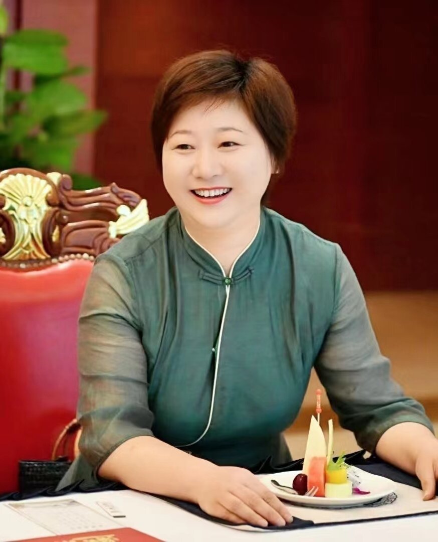 汪琼